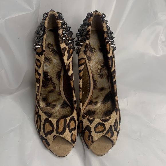 SAM EDELMAN Lorissa Leopard Print Spike Pumps! Size 7 1/2 print - Picture 4 of 12